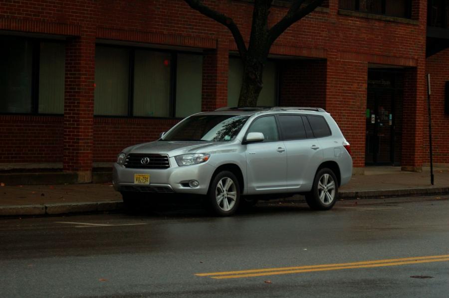  Toyota Highlander Sport 2008 года  (фото 11 из 57)